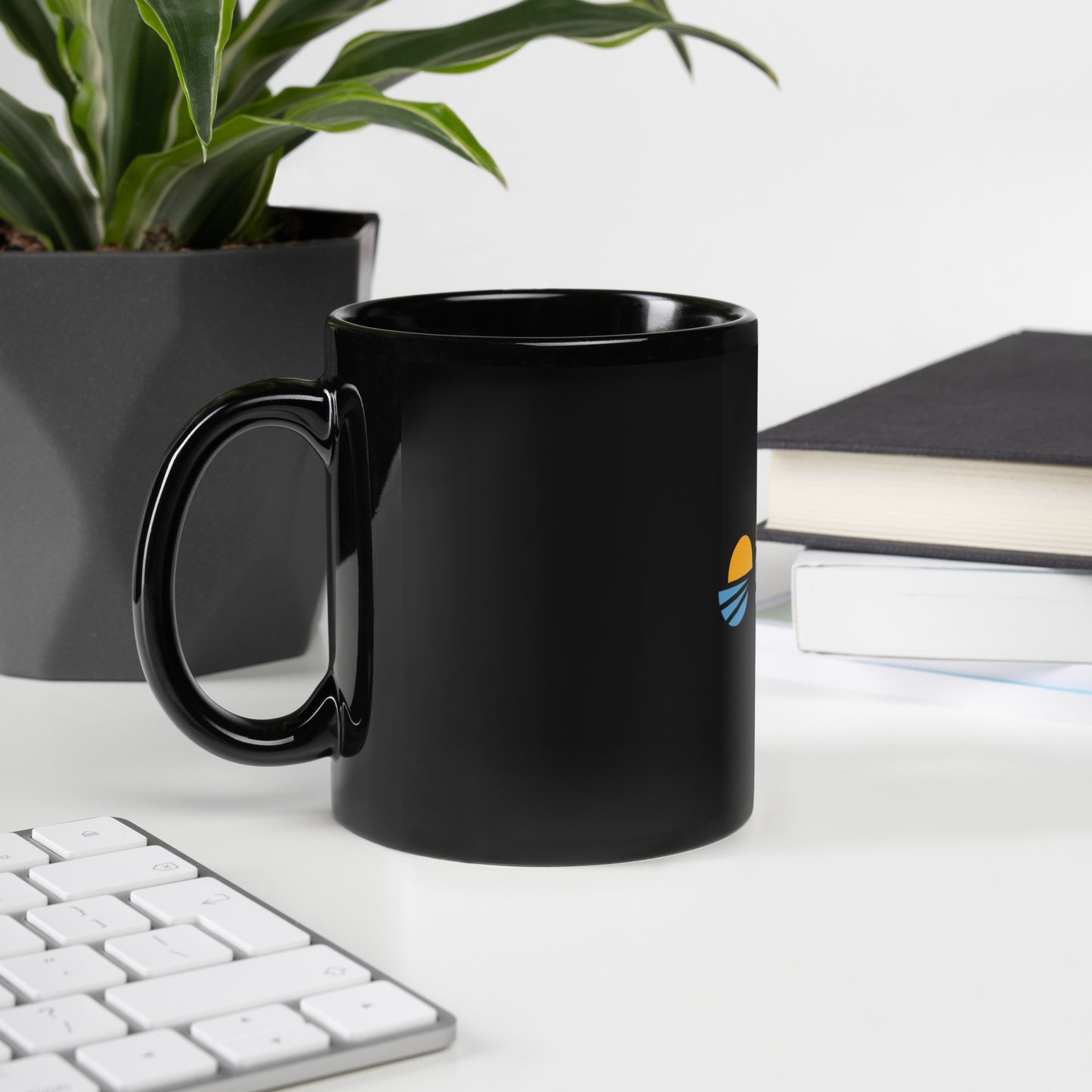 Black Glossy Shred Mug